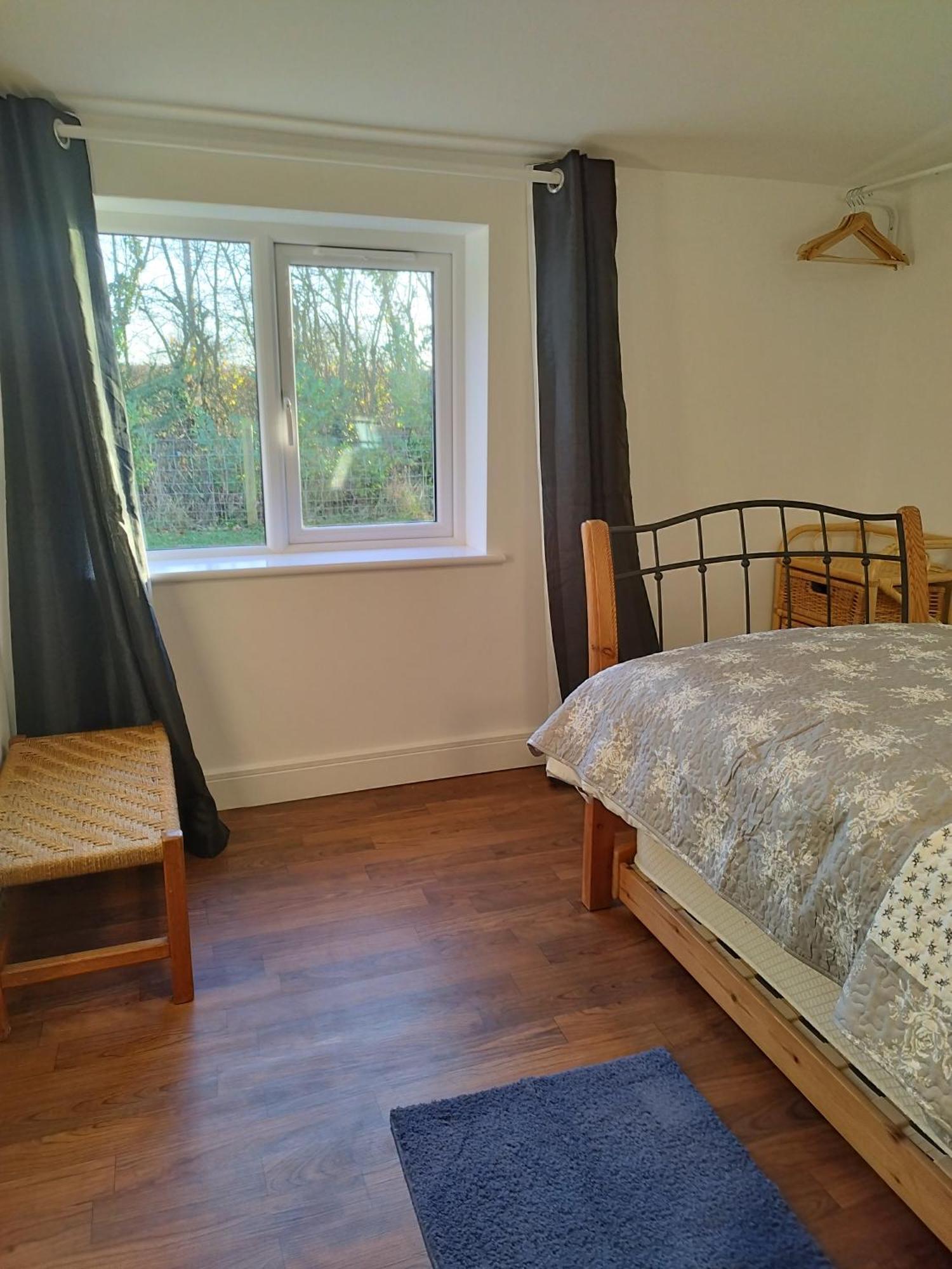 Two Birds Weekly Stay Malmesbury Exterior photo
